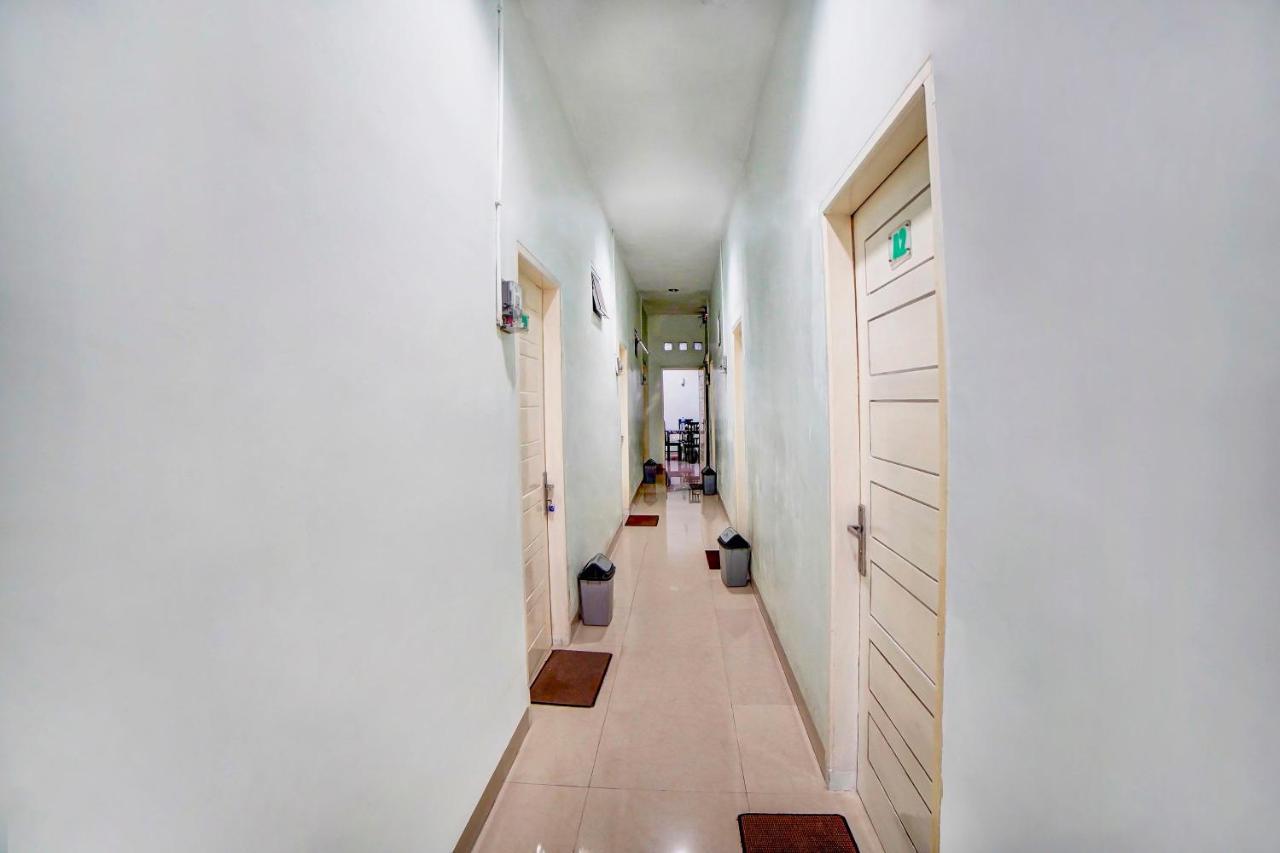 OYO 91170 Ayahanda Residence Medan Bagian luar foto