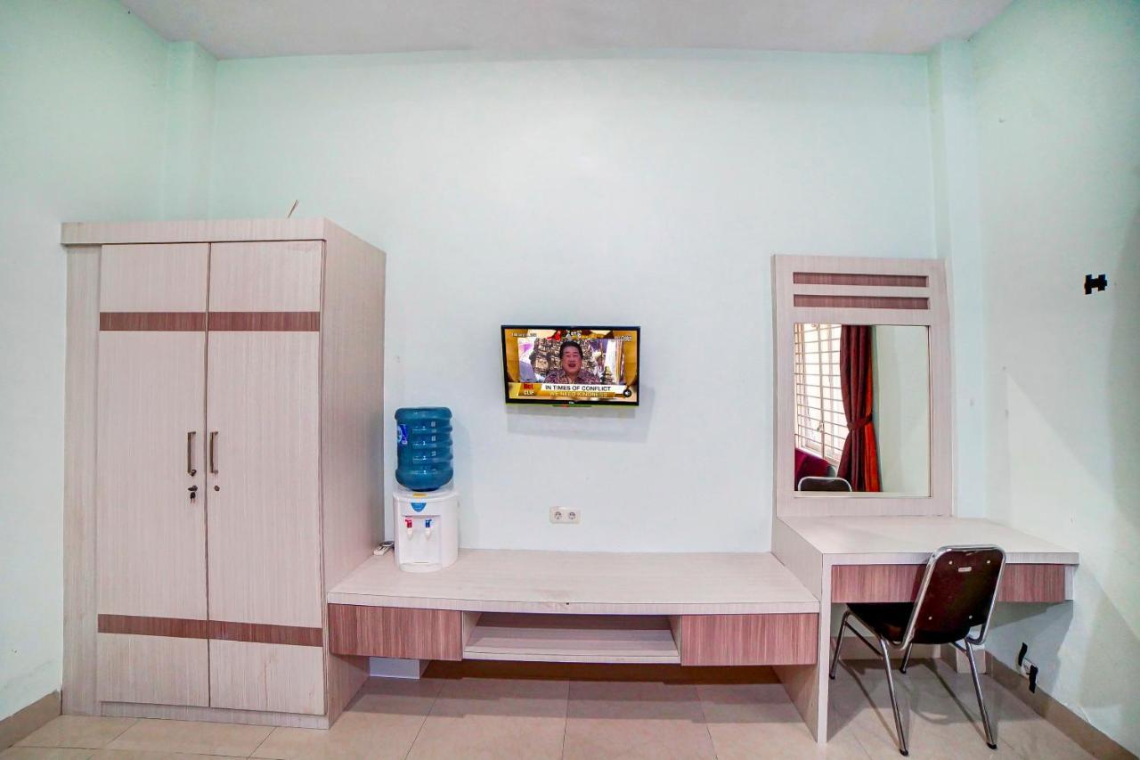 OYO 91170 Ayahanda Residence Medan Bagian luar foto